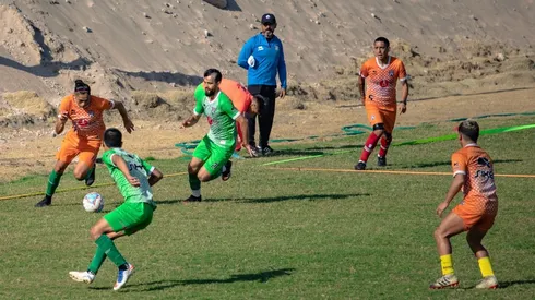 San Marcos de Arica se mantiene entrenando en Azapa a la espera del regreso del campeonato de Primera B