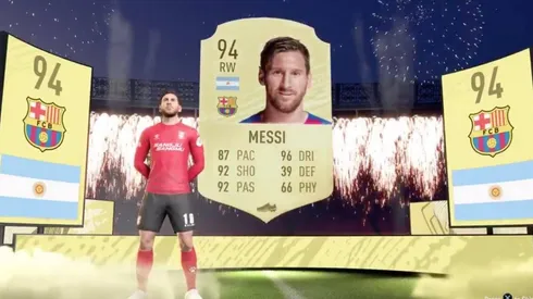 Hay que gastar varios sobres para poder tener a Messi en tu plantilla de FIFA.