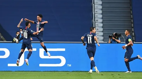 Marquinhos festeja su gol ante Leipzig.