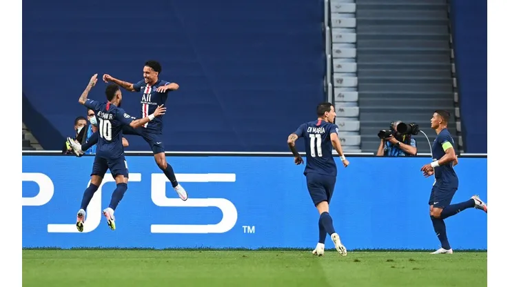 Marquinhos festeja su gol ante Leipzig.