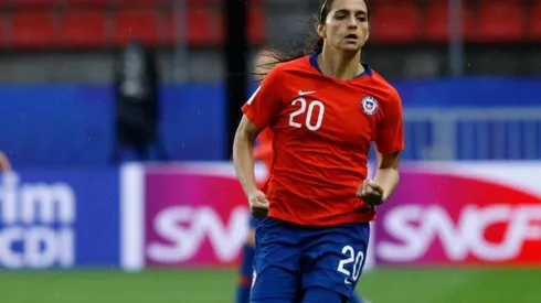 Daniela Zamora en la Roja.