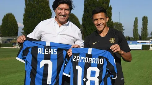 Zamorano junto a Alexis en las dependencias de Inter