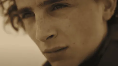 Timothée Chalamet y Rebecca Ferguson en "Dune", la película que debería estrenarse a fin de año.
