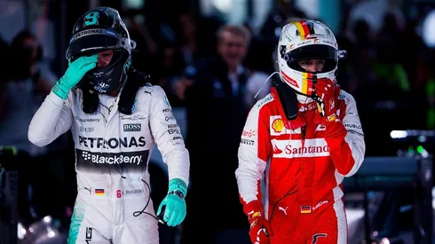 El retirado piloto y ahora comentarista salió en defensa de su compatriota Sebastian Vettel, asegurando que algo anda mal con su monoplaza.