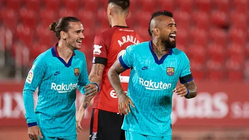 Antoine Griezmann junto a Arturo Vidal