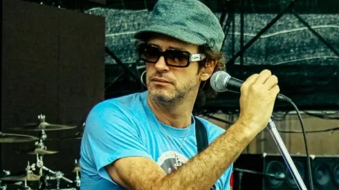 Gustavo Cerati en medio de una prueba de sonido para el show que Soda Stereo ofreció en Panamá, en 2007.