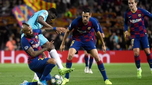 Los hinchas de Barcelona quieren que Vidal se titular ante Bayern