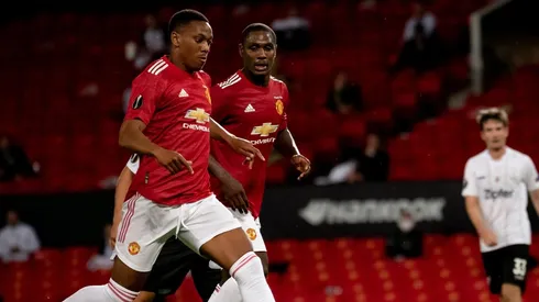 Manchester buscará su paso a semis este lunes.