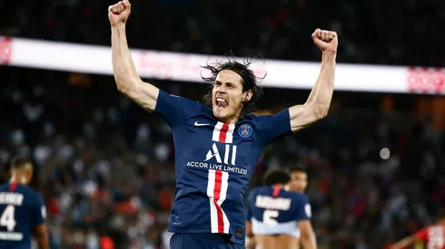 El Benfica va por Cavani