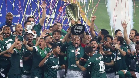 Araos no pudo evitar la derrota de Corinthians en la final del torneo Paulista.