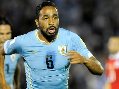 Ex seleccionado uruguayo se ofrece para Colo Colo