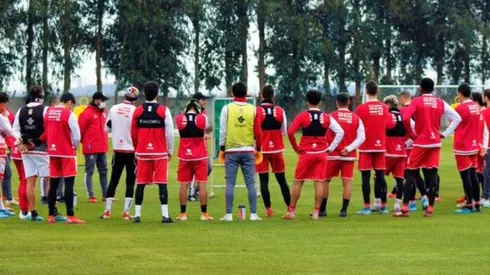 Curicó Unido tendrá que ir a cuarentena preventiva tras acuerdo con la ANFP