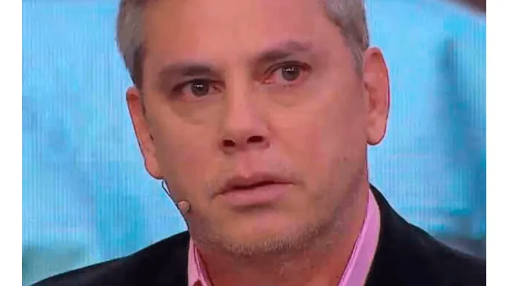 José Miguel Viñuela vive difíciles momentos por cortarle el pelo al camarógrafo.