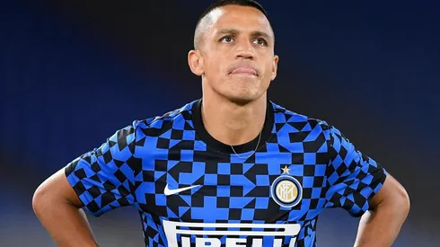 Alexis Sánchez tiene contrato hasta 2020 con el Manchester United, pero Inter de Milán pretende retenerlo en el fútbol italiano