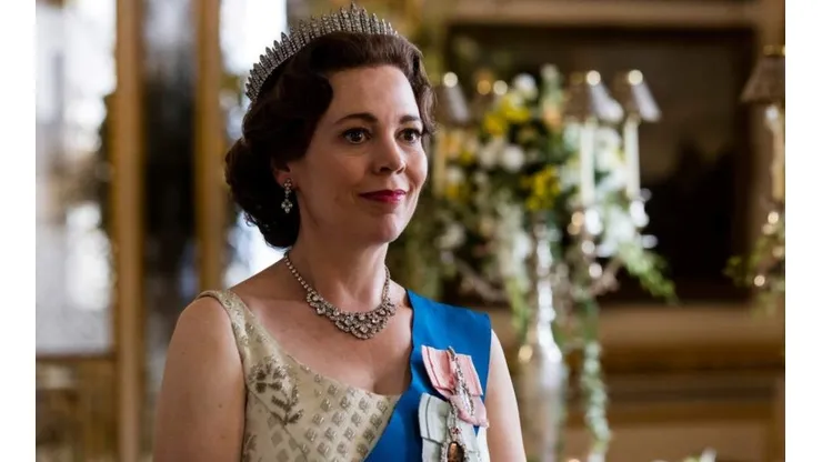 Olivia Colman en el rol de la Reina Elizabeth II.