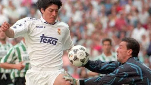 Iván Zamorano fue genio y figura en el Real Madrid. Y aprovechó de pegarle su raspado al Barcelona