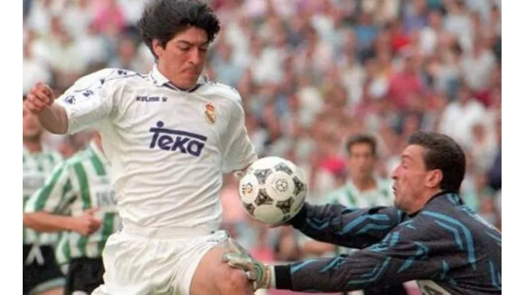 Iván Zamorano fue genio y figura en el Real Madrid. Y aprovechó de pegarle su raspado al Barcelona