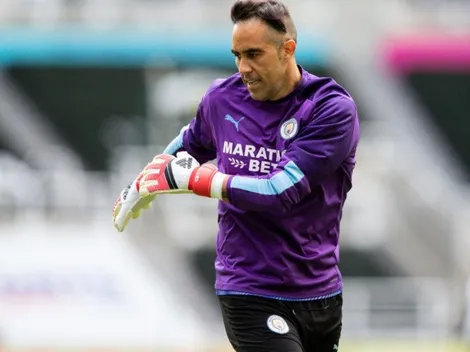 En vivo: Bravo es suplente en visita del City a Southampton
