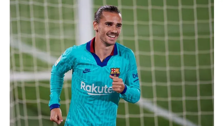 Golazo del francés para el Barça