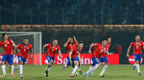 El momento exacto en que la Roja celebra el gol de Alexis que le dio el título de América