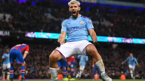 El delantero de Manchester City compartió hilarantes detalles de su operación de meniscos mientras guarda reposo en casa.