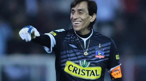 Cóndor Rojas en su partido de homenaje.