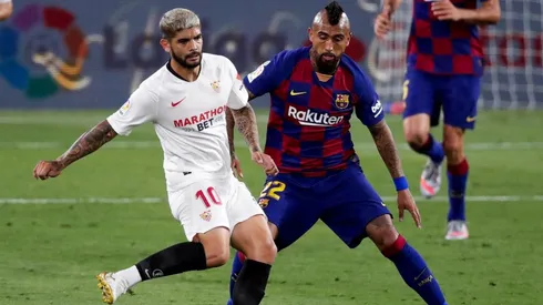 Arturo Vidal salta a la cancha del Camp Nou junto al Barcelona para quedar como líder en solitario de la Liga de España.