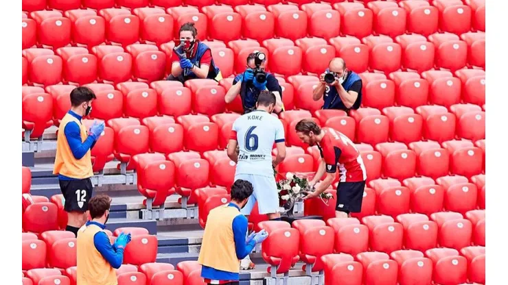Homenaje en el Athletic-Atlético.
