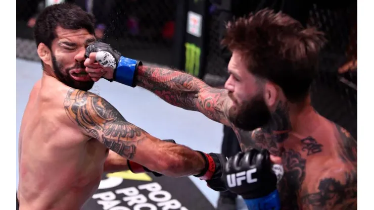 Cody Garbrandt se lució con un tremendo nocaut ante Raphael Assuncao en el UFC 250