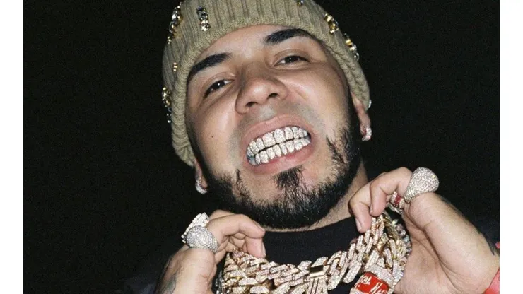 Anuel AA entregó un álbum con casi una hora y media de música inédita.