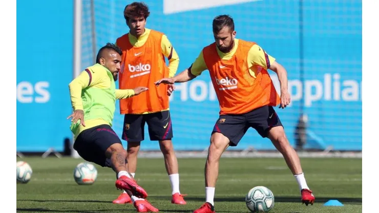 Vidal entrenando en Barcelona