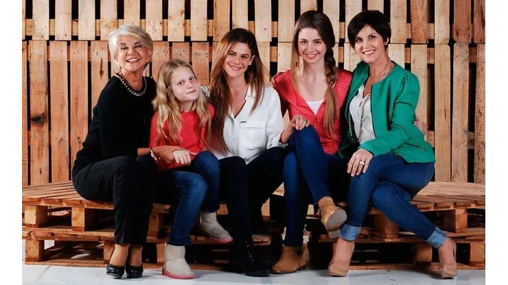 Paola Volpato encabeza la familia protagonista de "Pituca sin Lucas".