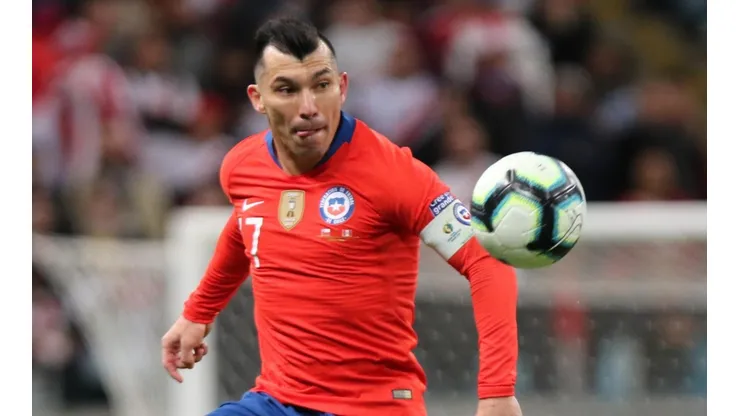 Gary Medel se enojó con varios de sus seguidores esta mañana