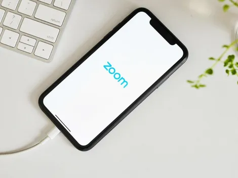 Hacker exhibe pornografía infantil en medio de una defensa de tesis a través de Zoom