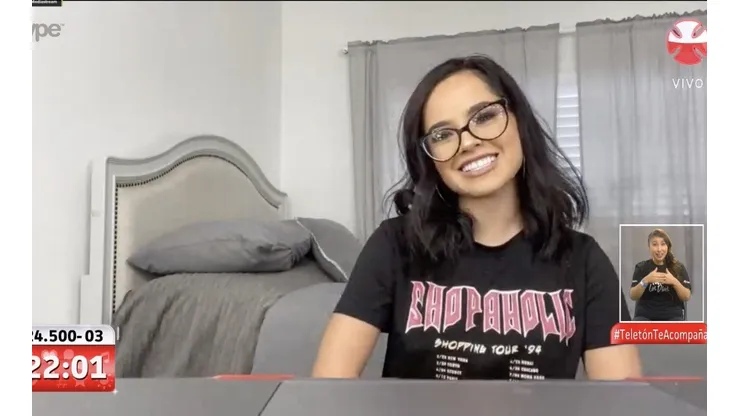 Becky G envía apoyo a la Teletón