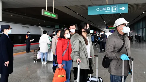 El servicio interurbano de trenes volvió en Wuhan.