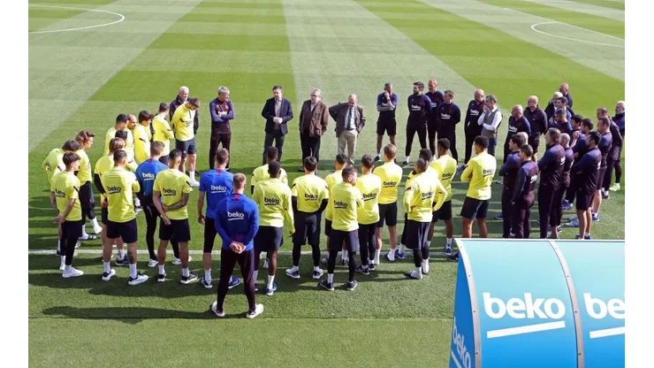 Barcelona suspende sus actividades.