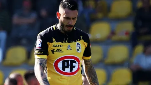 Mauricio Pinilla falló la pena máxima en La Calera