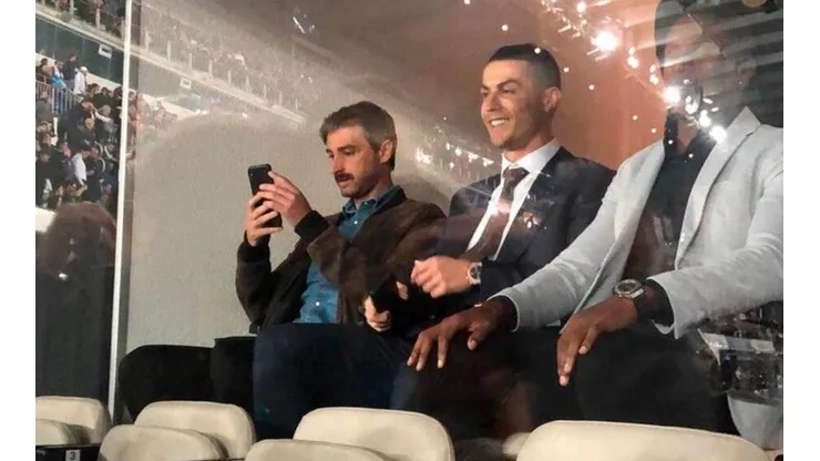 CR7 asistió al Bernabéu para ver el clásico español.