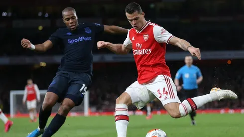 Arsenal jugará el último torneo que les queda por campeonar.