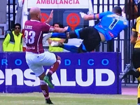 ¿No era roja? La criminal patada de Matías Cano en el clásico