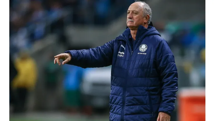 Scolari mira a Macul