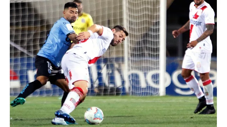Curicó Unido sacó ventajas en un disputado partido ante Iquique