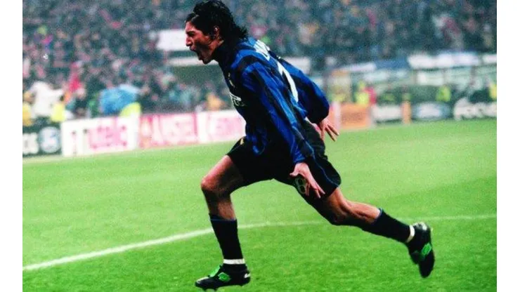 Este sábado Zamorano cumple 53 años.