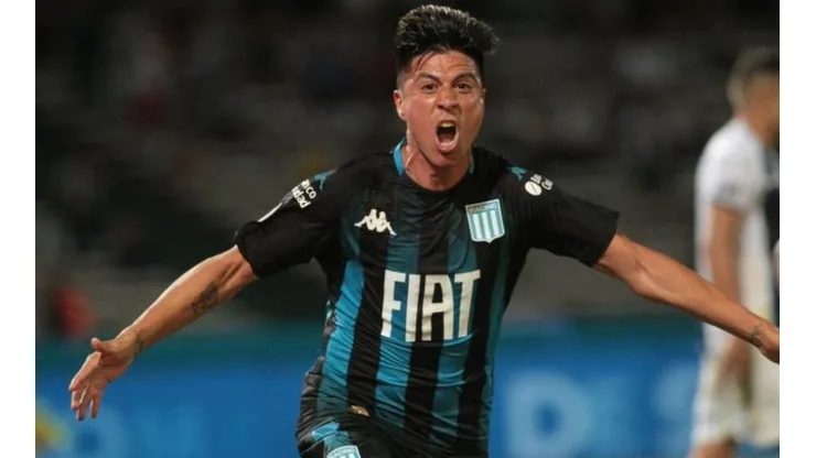 El jugador no seguirá vistiendo la camiseta del club argentino.