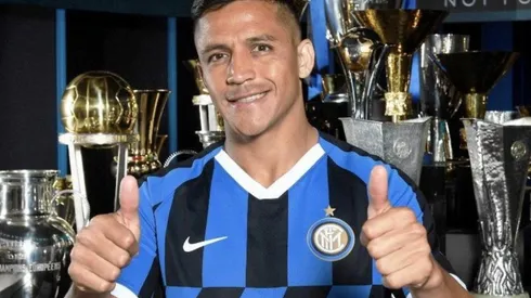 El chileno ya se recuperó de su lesión y volvería a las canchas en enero.