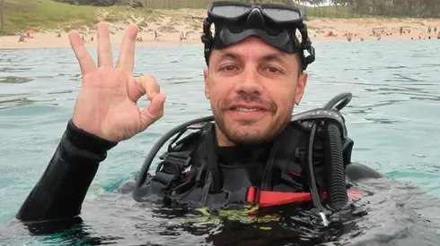 Chelo Díaz disfruta de sus submarinas vacaciones en Rapa Nui.