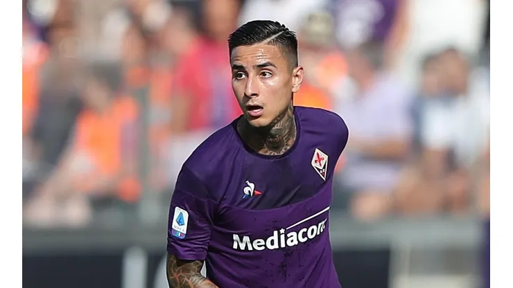 Erick Pulgar es titular en la Fiorentina ante el Inter de Milán