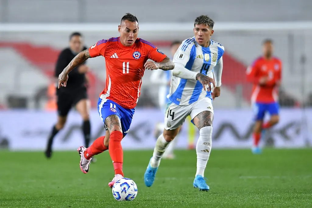 Eduardo Vargas seguirá siendo fijo en la Roja. (Photo by Marcelo Endelli/Getty Images)