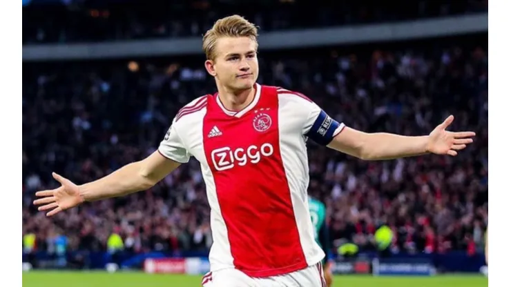 de Ligt conquista el Trofeo Kopa 2019